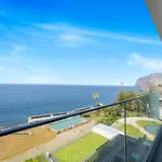 Aqua Luxe Apartment