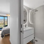 Aqua Luxe Apartment *