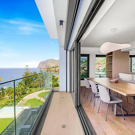 Aqua Luxe Apartment Funchal (Madeira)