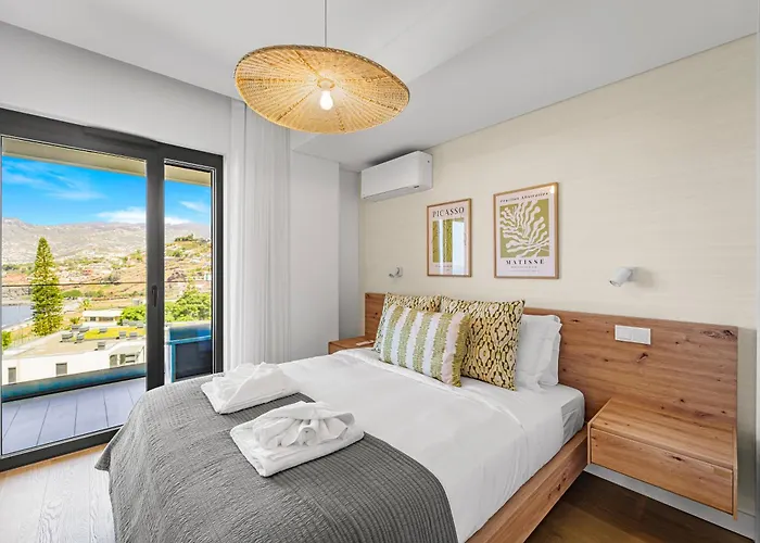 Aqua Luxe Apartament Funchal (Madeira)